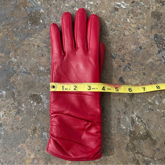 Vintage Women’s Betmar New York 1980s 80s Red Leather Gloves - Picture 7 of 9
